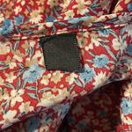 Unknown brand red v Photo 6