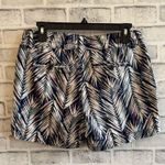 Banana Republic Women’s palm leaf print flat front 100% cotton shorts size 4 Photo 1