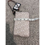 DKNY  Wristlet Pouch Logo Print Zip Around Card Case Wallet‎ Clutch Beige Photo 4