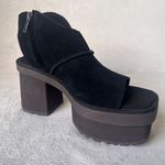 UGG  Women's Black New Heights 4" Platform  Sandals  Size US 9 Photo 9