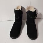 Koolaburra by UGG S/N 1019361 black suede sheepskin Photo 2