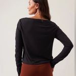 Athleta  All Around Ruched Tshirt Long Sleeve Cropped Women's Medium Black Casual Photo 1