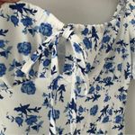 YueXi Floral Blue and White Midi Dress Keyhole Tie Bow Short Sleeve Slit bow EUC Size M Photo 4