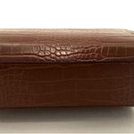 ALDO Alto Brown Alligator Imprint Single Handle Flap Clasp Closure Gold Plated Purse Photo 6