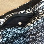 Lululemon  Skirt/Skort Size 8 Photo 6