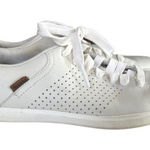 Roots Women's Sneakers Size 5.5 Light Gray Low Top Lace Up Leather Tennis Shoe Photo 0