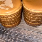 Fabio Maggenti Italian Leather Tan Floral Wedge Sandals Size 7.5 Photo 3