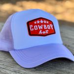 “cowboy Hat” Trucker Hat. Embroidered Patch On Front. Lavender And White. Mesh Adjustable Snap Back Purple Photo 1