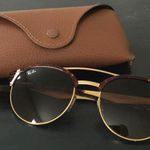 Ray-Ban sunnies Photo 0