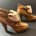 Body Central Fur Boots Photo 3