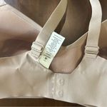 Lululemon Hold True Bra in Soft Sand or Nude Size 32C Photo 7