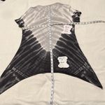 Tryst sz L super soft grey & black short sleeve tie dye shark bit hem tunic EUC Photo 4