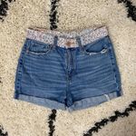 American Eagle Floral Waistband Mom Shorts Photo 0