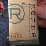 ROPER Womens Western Shirt Blue Denim Sleeveless Shoulder Detail Snaps NWT Large Photo 12