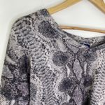 Freshman 1996 Grey Black Printed V Photo 2