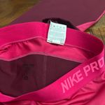 Nike Pro Dri-FIT Colorblock Crop Leggings – Size Medium | 18” Inseam Photo 3