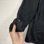 Lululemon  Athletica Sz 8 Top Lean In Long Sleeve Black Sheer Striped Mesh FLAWS Photo 6
