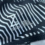 Zella Abstract Print Cropped Yoga Capris Leggings Size Small Photo 3