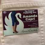 Gloria Vanderbilt NWT  Size 6 Stretch Rosy Pink Amanda Capri Length Belted Jeans Photo 6