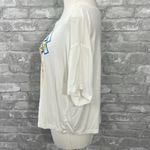 Le lis White ROAR Graphic Crop Top Photo 2