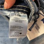 NWT WallFlower Women’s Plus Size 14W Cuffed Capri Jeans Embellished Pocket Blue Photo 5