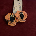 Halloween Earrings. Set of two. New on package Orange Photo 2