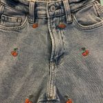 Arizona High Rise Mom Jeans Women’s 9 Light Wash Cherry Embroidered Denim Photo 3