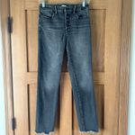 Good American  Good Legs Exposed Button Frayed Ankle Cigarette Jeans‎ size 6/28​ Photo 3
