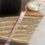 a.n.a  sandals woman’s wedge hook and loop shoe New Sz 10 M Photo 9