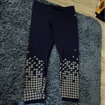 Fabletics  Women's Navy Silver Houndstooth Ultracool cropped Leggings size L Photo 0
