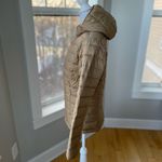 Amazon Essentials Camel Tan Hooded Short Puffer Jacket Size XS Photo 2