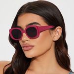 Hot Pink Round Frame Sunglasses Photo 0