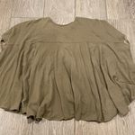 easel  Top Women’s Size Small Embroidered floral top slightly‎ cropped shirt Photo 2