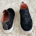 Hey Dude Women's Peyton Croco Black Slip On Comfort Casual Shoes Size 6 Photo 0