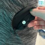 Lululemon  &go Where-To Dress Heathered Black Mini Sports Performance Casual Sz 6 Photo 5