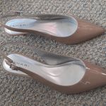 Tahari  Slingback Patent Leather Kitten Heels SIZE 6.5M Photo 0