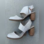 Toms NWT Majorca Closed Toe Heeled Sandals in Light Beige Women’s Size 8 Photo 2