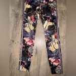 Nike Rare RUNNING Dri-Fit Floral Leggings with glitter golden details Photo 7