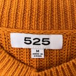 525 America Gold Pullover Crew Neck Sweater Gathered Shoulders Size Medium Photo 1