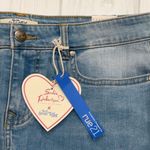 Wild Blue Sadie Robertson Women's Light Blue Denim Stretch Jean Skirt Size M Photo 5