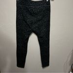 Aerie Black Gray Paisley Floral Lace Crop Leggings Photo 5