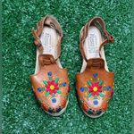 Brown Floral Embroidered Women's Leather Mexican Huarache Sandals Size 6 Photo 1