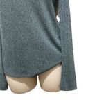 Design Lab Lord & Taylor Cold Shoulder Mock Neck Top Green Women’s Size Medium Black Photo 4