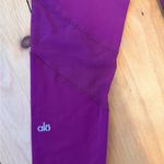 Alo Yoga ALO Crop Leggings Photo 2