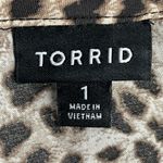 Torrid Cheetah Leopard Print Cap Sleeve Button Up Top Blouse Shirt Size 1 Photo 5