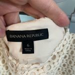 Banana Republic Lace Shorts - cream size 6 Photo 3