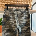 EXPRESS NWT Mid-Rise Camo Raw Hem Ankle Legging Skinny Jeans, 4 Photo 5
