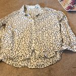 Bella Dahl  medium button down Photo 3