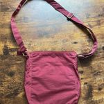 PEAK gear | ladies Return to Me crossbody handbag. Photo 6