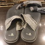Sanuk  gray Congo‎ yoga sling comfort sandal women’s size 10 Photo 2